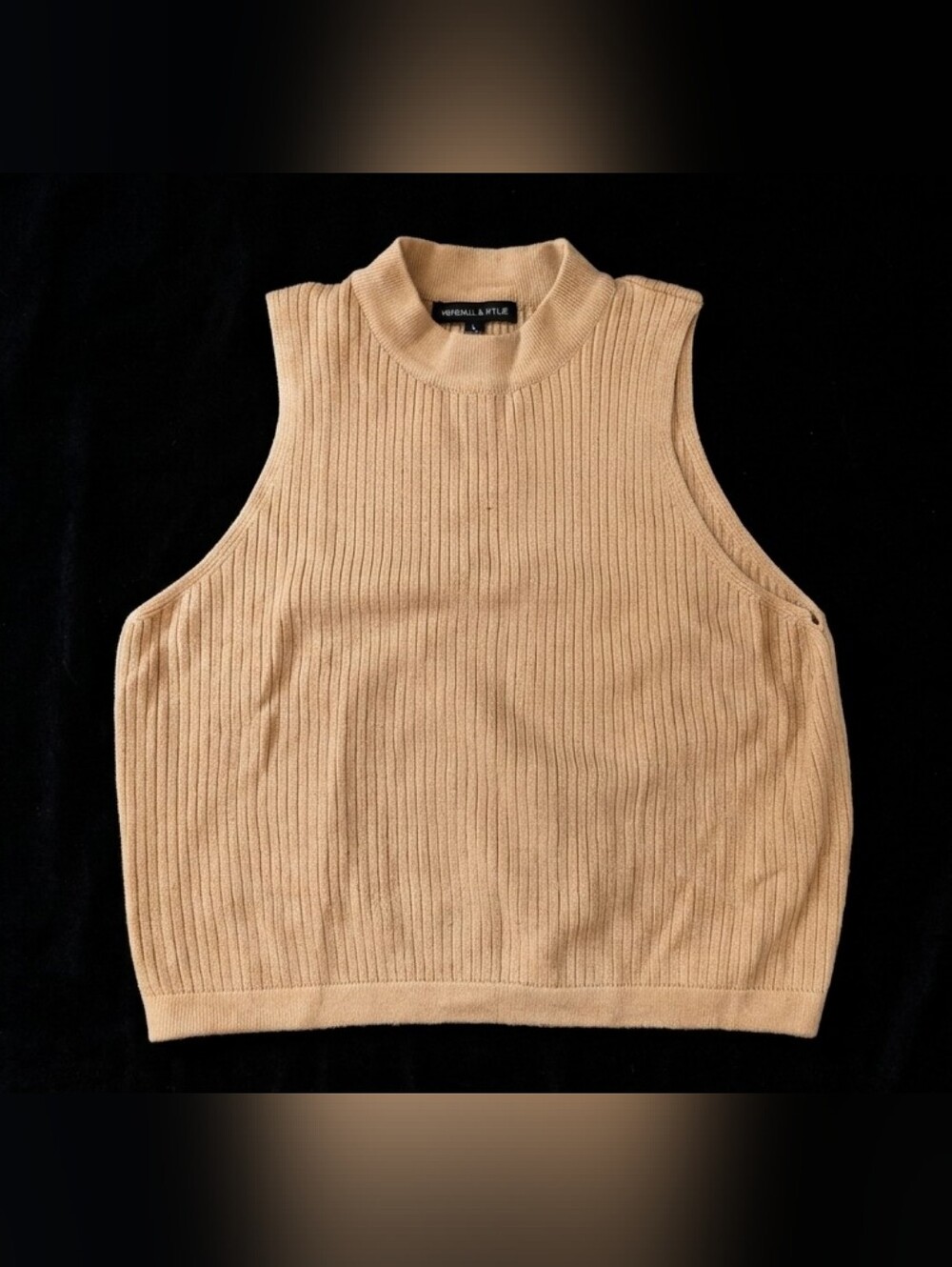 Kendall & Kylie Ribbed Halter Neck Knit Top